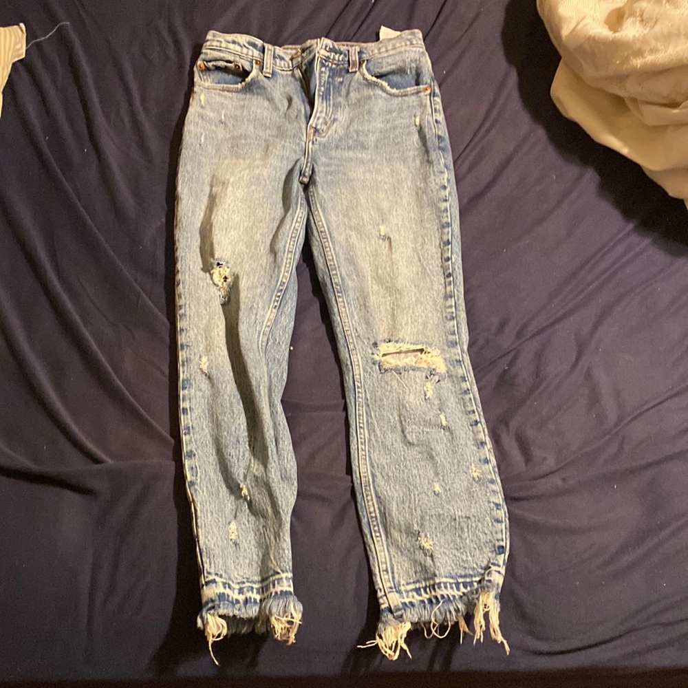 Ripped jeans high rise